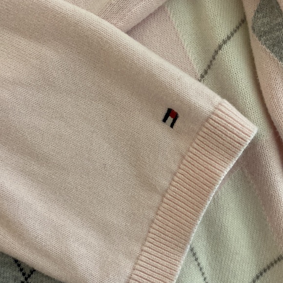 Tommy Hilfiger sweater - Picture 4 of 4